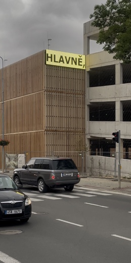 led obrazovka na fasadu